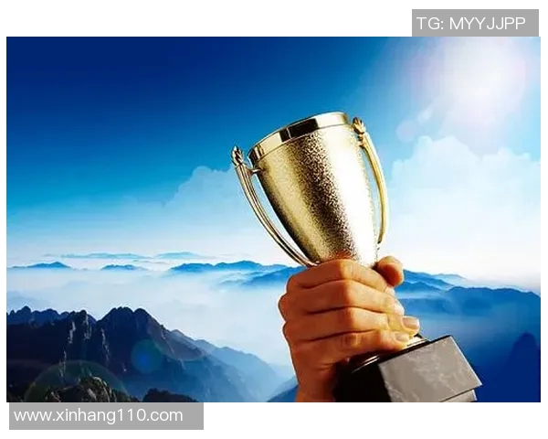 奖杯象征荣耀与努力如何激励个人与团队追求卓越与成功的心路历程