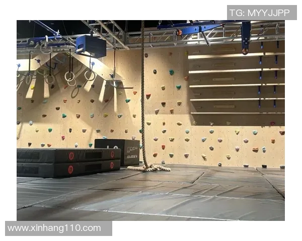 广州攀岩队在极限运动嘉年华中的默契配合与精彩表现点评